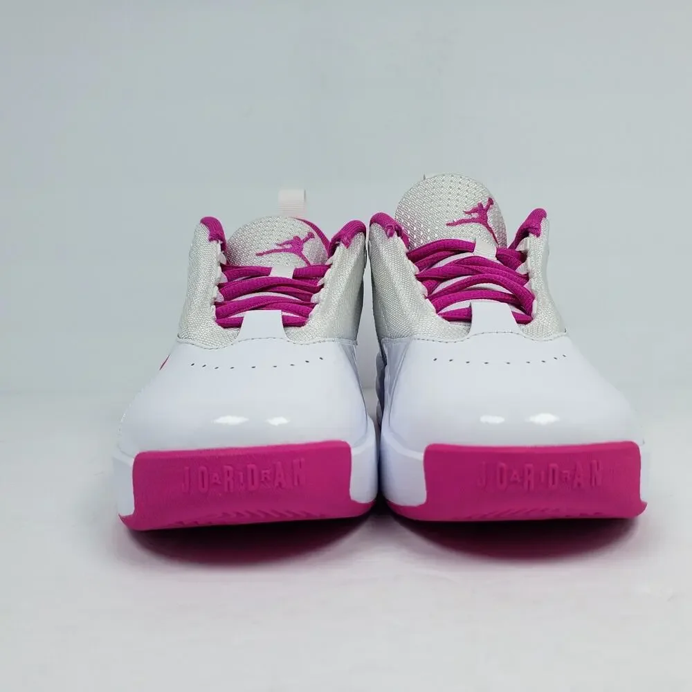 Nike Air Jordan Max Aura 6 Youth Girls Sz 5Y Womens Sz 6.5 White Fire Pink Shoes